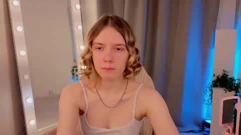 Snapshot of milanarayy chatting on 10, 5, 2026 Milaray online show from 10, 5, 2026