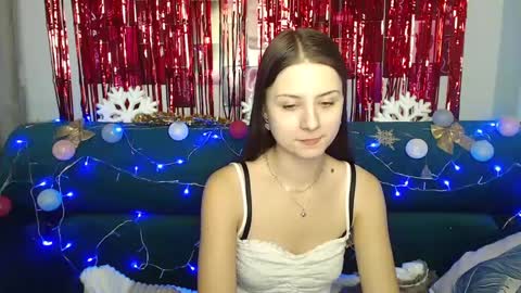 Snapshot of milanaroz chatting on 22, 12, 2024 milanaroz online show from 22, 12, 2024