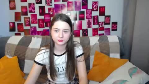 Snapshot of milanaroz chatting on 27, 2, 2025 milanaroz online show from 27, 2, 2025