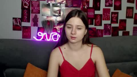 milanaroz online show from 5, 12, 2025