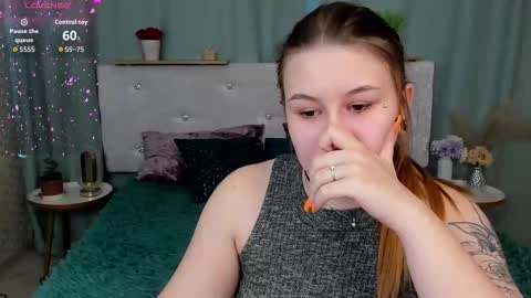 Snapshot of milanaxhoney chatting on 20, 2, 2026 milanaxhoney online show from 20, 2, 2026