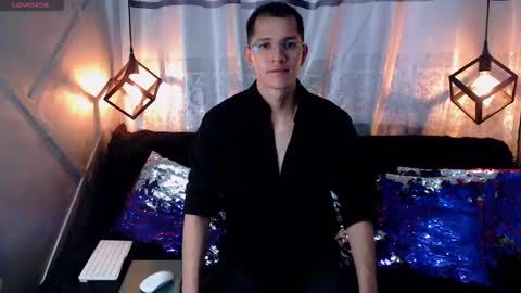 Snapshot of milandavid1 chatting on 13, 3, 2026 milandavid1 online show from 13, 3, 2026