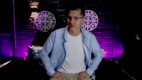 Snapshot of milandavid1 chatting on 23, 3, 2026 milandavid1 online show from 23, 3, 2026