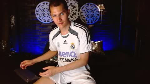 Snapshot of milandavid1 chatting on 31, 3, 2026 milandavid1 online show from 31, 3, 2026