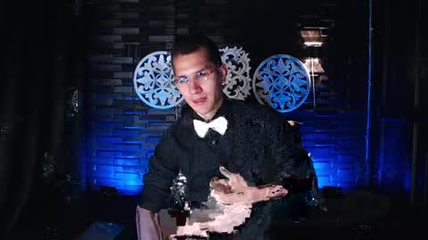 Snapshot of milandavid1 chatting on 4, 4, 2026 milandavid1 online show from 4, 4, 2026