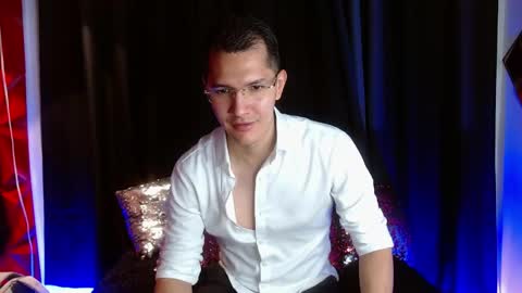 Snapshot of milandavid1 chatting on 18, 4, 2026 milandavid1 online show from 18, 4, 2026