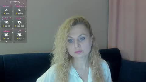 milanna_x online show from 18, 11, 2025