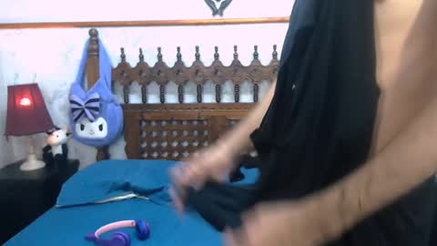 milanzaire online show from 2, 3, 2025