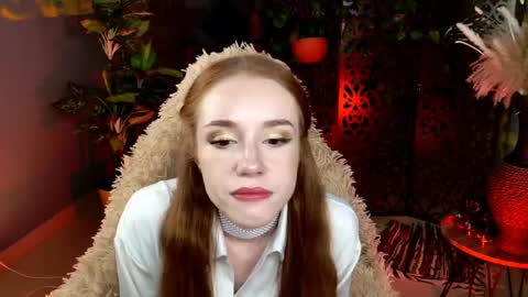 Snapshot of milasiren chatting on 8, 5, 2026 Mila online show from 8, 5, 2026