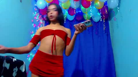 Snapshot of milastarhottx chatting on 5, 7, 2026 milastarhottx online show from 5, 7, 2026