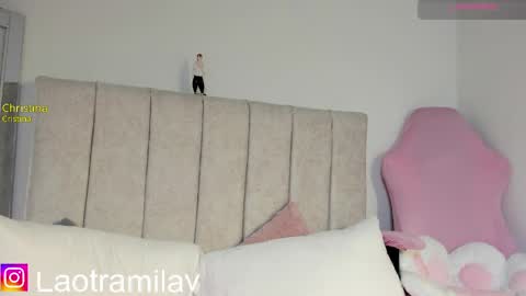 Snapshot of milavelour chatting on 18, 4, 2026 IG online show from 18, 4, 2026