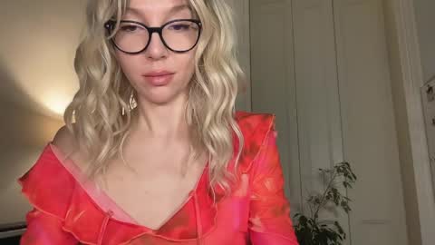 Snapshot of milayah chatting on 22, 4, 2026 Mila online show from 22, 4, 2026