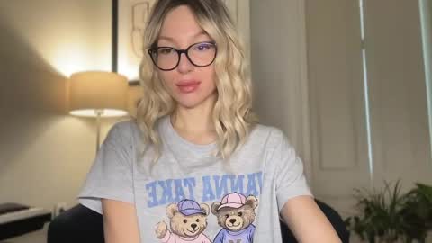 Mila online show from 27, 5, 2026