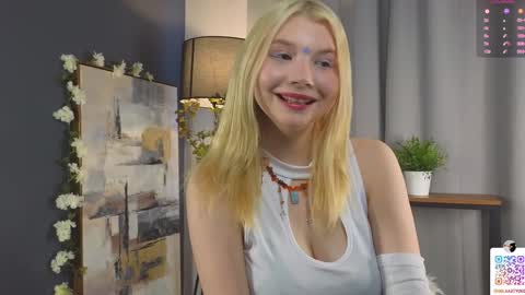 Snapshot of mildredbain chatting on 31, 1, 2025 Mila online show from 31, 1, 2025