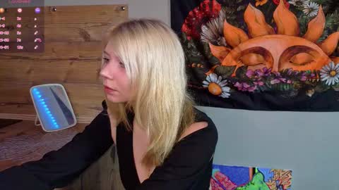Snapshot of mildredbain chatting on 18, 9, 2025 Mila online show from 18, 9, 2025