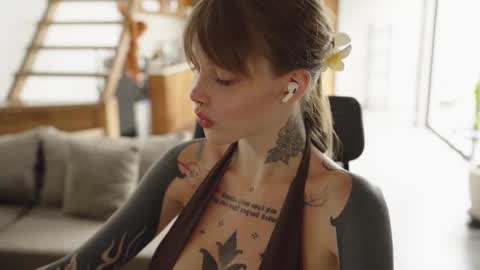 M  Telegram mamagotachannel online show from 14, 2, 2025