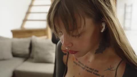 M  Telegram mamagotachannel online show from 18, 2, 2025