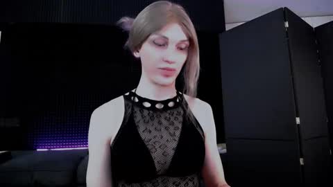 Snapshot of milena_hardy chatting on 23, 10, 2025 Milena Hardy online show from 23, 10, 2025
