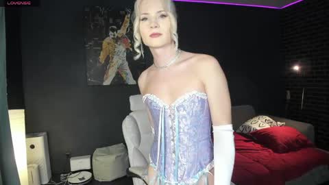 Snapshot of milena_marshmallows chatting on 30, 4, 2026 Milena online show from 30, 4, 2026