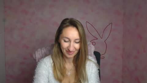 Snapshot of milena_sunny_ chatting on 9, 4, 2026 Milena online show from 9, 4, 2026