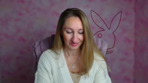 Snapshot of milena_sunny_ chatting on 27, 4, 2026 Milena online show from 27, 4, 2026
