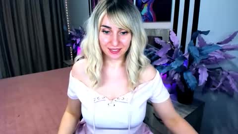 Snapshot of milenadaisy chatting on 31, 3, 2026 MilenaDaisy online show from 31, 3, 2026