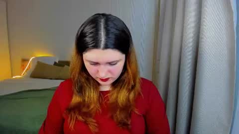Snapshot of milenafiery chatting on 19, 6, 2026 milenafiery online show from 19, 6, 2026