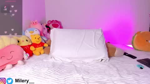 Snapshot of milery_ chatting on 26, 3, 2026 M I L E R Y online show from 26, 3, 2026
