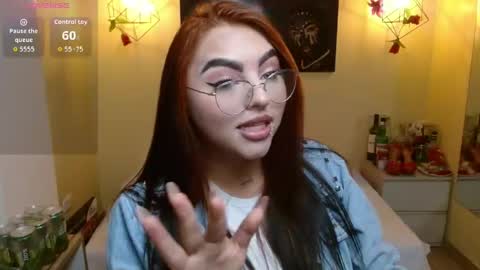 Snapshot of miley_clarck chatting on 25, 4, 2026 Miley online show from 25, 4, 2026