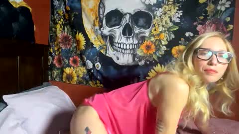 Snapshot of milf4everjenna chatting on 1, 2, 2026 milf4everjenna online show from 1, 2, 2026