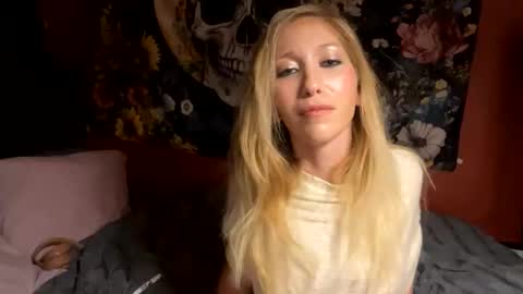 Snapshot of milf4everjenna chatting on 25, 2, 2026 milf4everjenna online show from 25, 2, 2026