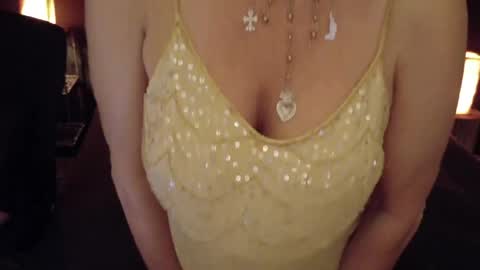 Snapshot of milf_ette chatting on 12, 4, 2026 Fabiola online show from 12, 4, 2026