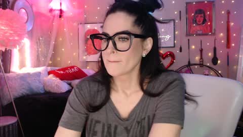 Milf Lacey online show from 22, 1, 2025