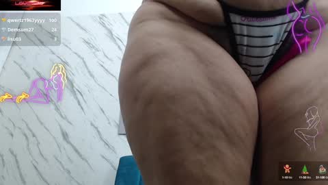 Snapshot of milf_loven chatting on 9, 12, 2024 Milf Loven online show from 9, 12, 2024