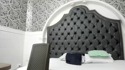 Snapshot of milf_march chatting on 17, 4, 2026 milf_march online show from 17, 4, 2026