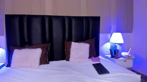 milf_meli online show from 2, 12, 2025