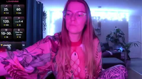 Milf Tara36 online show from 25, 12, 2024