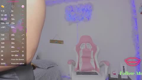 Snapshot of milfaaura chatting on 16, 3, 2026 Aura online show from 16, 3, 2026