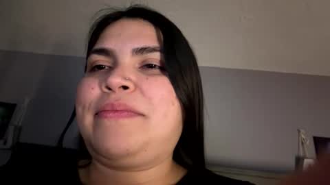 Snapshot of milfanddaddy95 chatting on 26, 3, 2026 SexxyyJayy95 online show from 26, 3, 2026