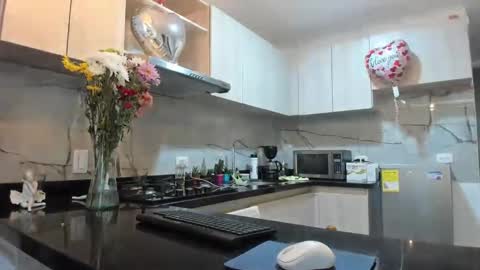 ASHLEY online show from 19, 2, 2025