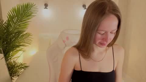 Snapshot of milfcruze chatting on 6, 1, 2026 milfcruze online show from 6, 1, 2026