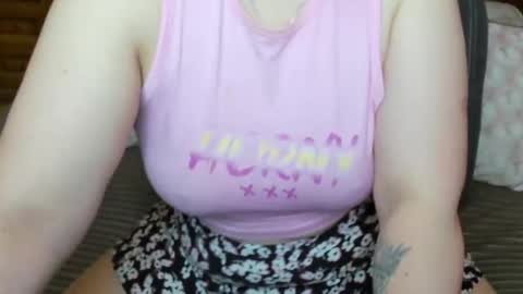 Snapshot of milfdeaa chatting on 6, 6, 2026 Dea online show from 6, 6, 2026