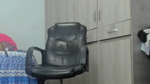 Daniela  online show from 9, 2, 2025