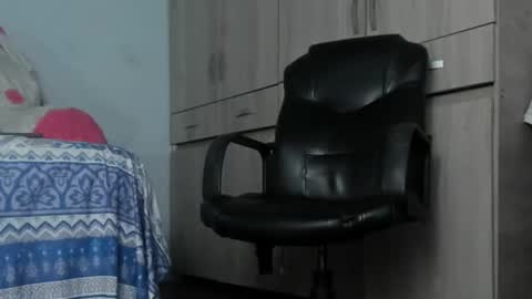 Daniela  online show from 11, 2, 2025