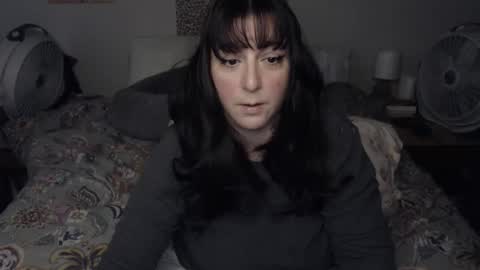 Snapshot of milfmonee chatting on 23, 5, 2026 MILF Monee online show from 23, 5, 2026