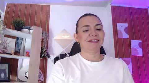 Sara  online show from 26, 7, 2026