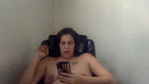 Snapshot of milfsfreaky69 chatting on 24, 1, 2025 BabygirlsFreaky online show from 24, 1, 2025