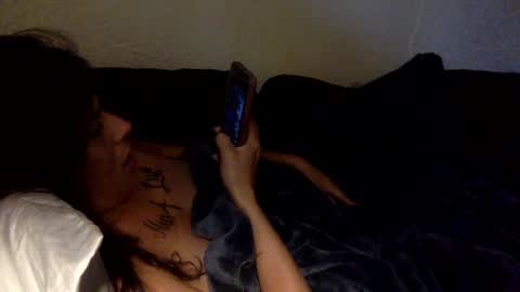 Snapshot of milfsfreaky69 chatting on 25, 9, 2025 BabygirlsFreaky online show from 25, 9, 2025