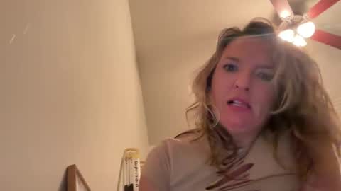 Snapshot of milfyplaywme chatting on 3, 11, 2025 milfyplaywme online show from 3, 11, 2025