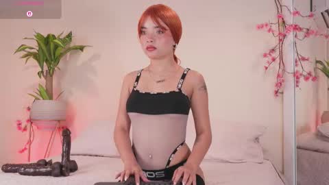 Snapshot of mili_moon_ chatting on 18, 1, 2026 online show from 18, 1, 2026